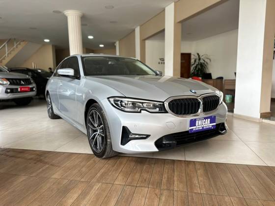 BMW 320i 2.0 16V TURBO GASOLINA SPORT AUTOMÁTICO